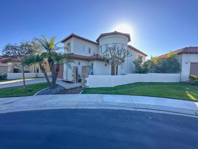 Building Photo - 9 Yale Ct