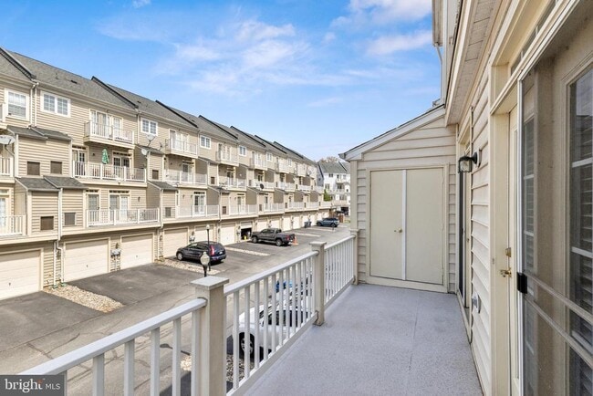 Building Photo - 7101 Little Thames Drive