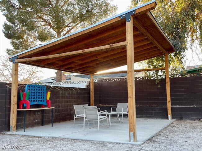 Building Photo - 5243 S Placentia Pkwy