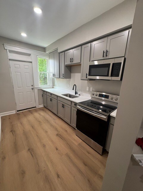 Building Photo - 2547 Park Heights Terrace