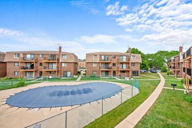 Building Photo - 1452 Carol Ct