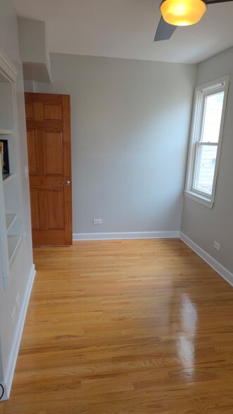 Bedroom #3/ Den - 3318 N Keystone Ave