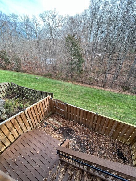 Building Photo - 3085 Bridgeton Ct