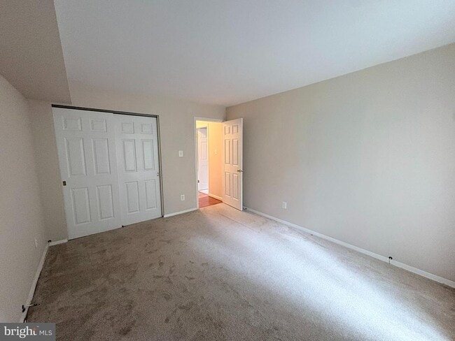 Building Photo - 5817 Edson Ln