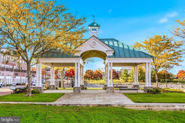 Building Photo - 612 Marina Landing Ln