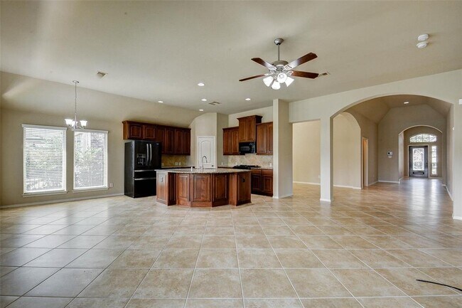 Building Photo - 26303 Crystal Cove Ln
