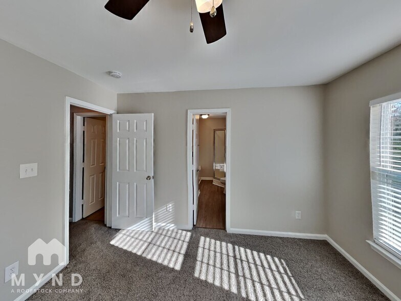 Building Photo - 6124 Lawn Meadow Dr