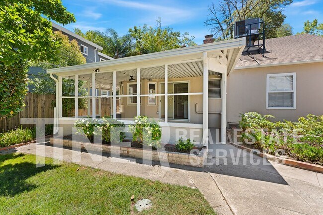 Building Photo - 1067 Perkins Way