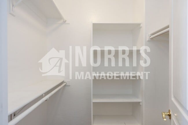Building Photo - Beautiful Two Story Home Available Now!