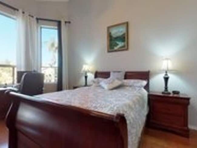 Building Photo - Beautiful Lakefront Home in Ocotillo Lakes...