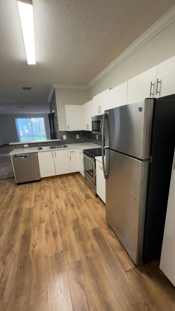 Building Photo - 3948 San Simeon Ln