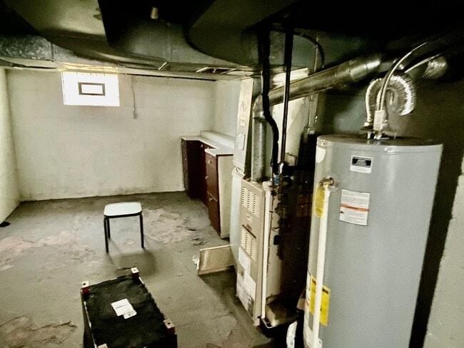 Building Photo - 2 bed 1 Bath- Aliquippa PA