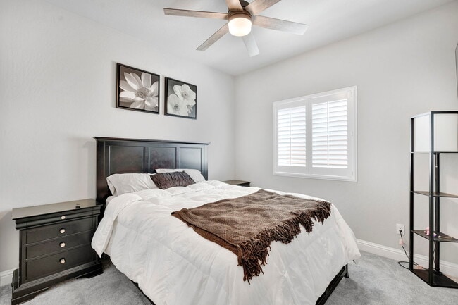 Building Photo - 4133 Sierra Madre Ave