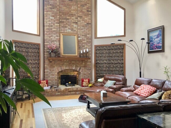 Building Photo - 241 Fiala Woods Ct