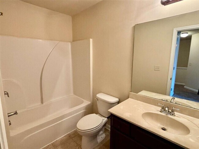 Building Photo - 2723 Morgan Glen Rd NE