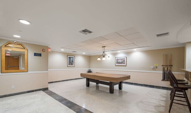Building Photo - 12222 Wilshire Blvd