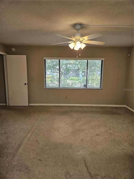 Building Photo - 7 Escondido Cir