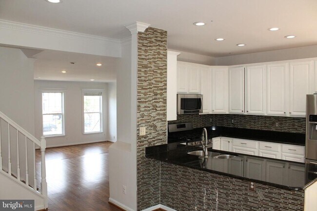 Building Photo - 2927 Mainstone Dr