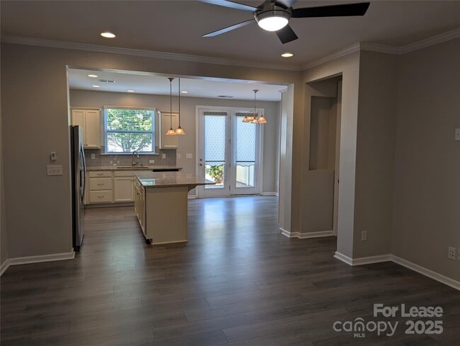Building Photo - 5508 Trieg Dr