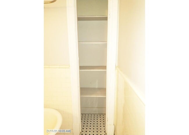 Building Photo - 3227 Jefferson Ave