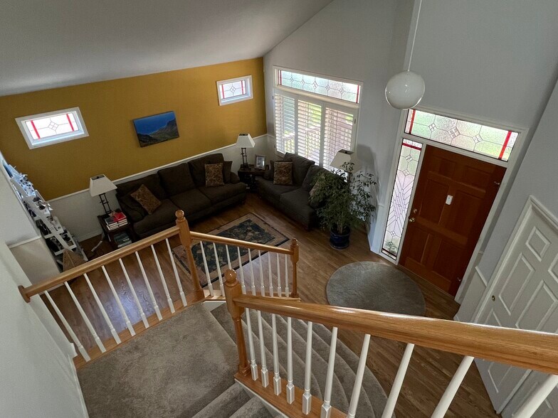 Living Room - 4150 S Hampton Cir