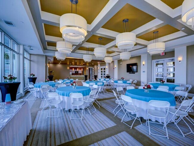 Building Photo - 3/3 Marina Grande on the Halifax Penthouse