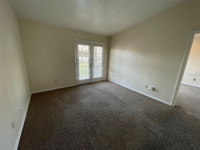 Building Photo - 2550 N Alafaya Trail
