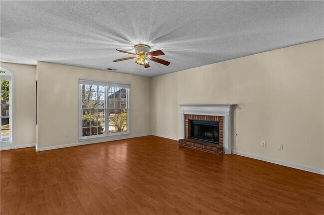 Building Photo - 2155 Southbrook Ridge NW