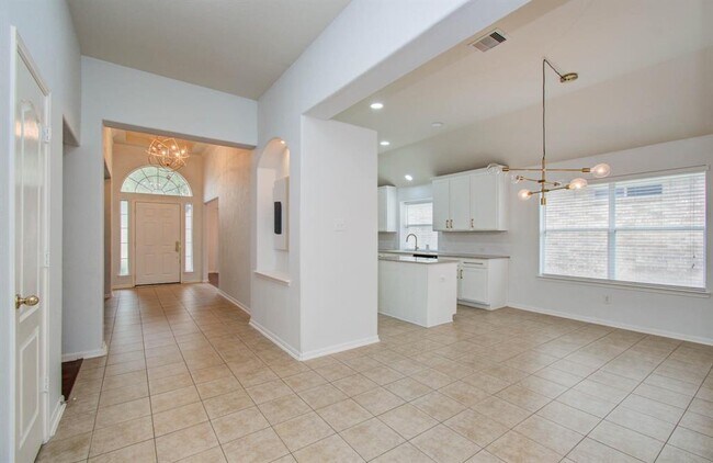 Building Photo - 15011 Redding Crest Ln