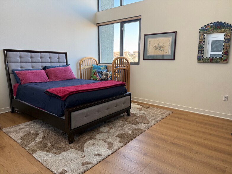 Building Photo - 13045 Pacific Promenade