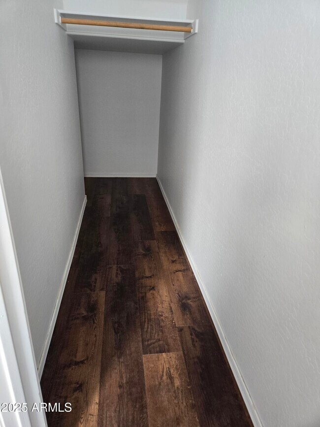 Building Photo - 4321 W Judson Dr