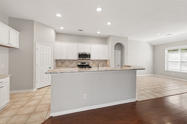 Building Photo - 15318 Bent Twig Way