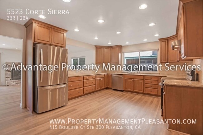 Building Photo - 5523 Corte Sierra