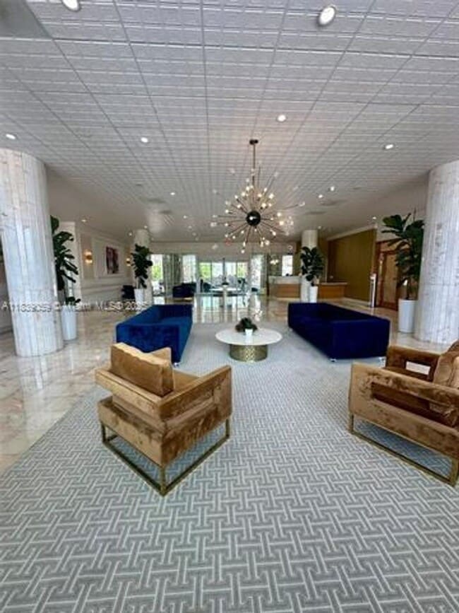 Building Photo - 5750 Collins Ave