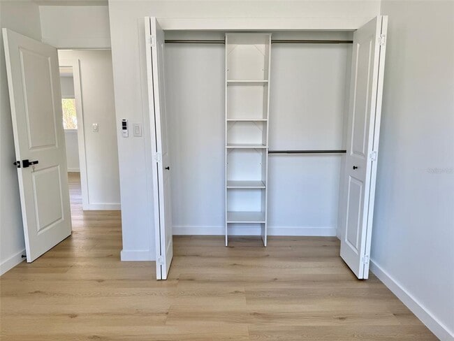 Building Photo - 3930 E Eden Roc Cir