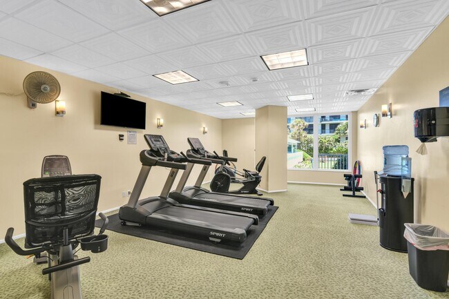 Building Photo - 1340 S Ocean Blvd