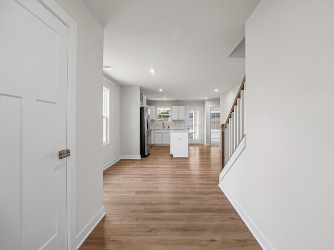 Building Photo - Move In Special - Greenville Dream Townhome: Modern 3 BR, 2.5 BA Steps from the Swamp Rabbit Trai...