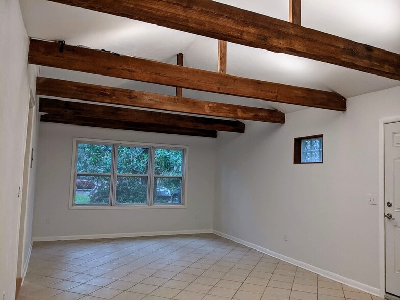 large bedroom - 513 NE 9th St