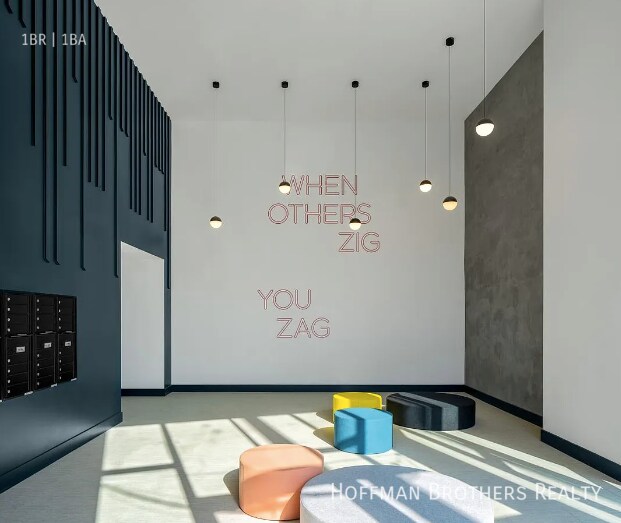 Building Photo - 1752 Glendale Blvd