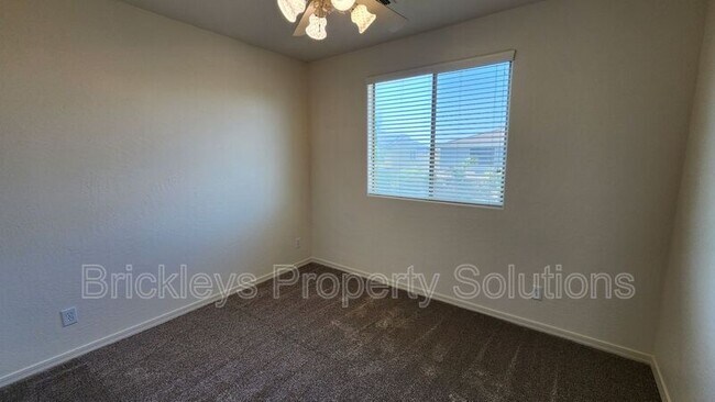 Building Photo - 4446 E Blue Sage Rd