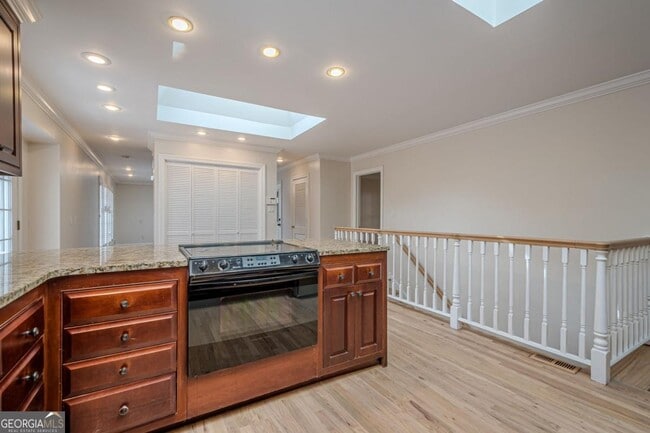 Building Photo - 45 Brandon Ridge Dr NE