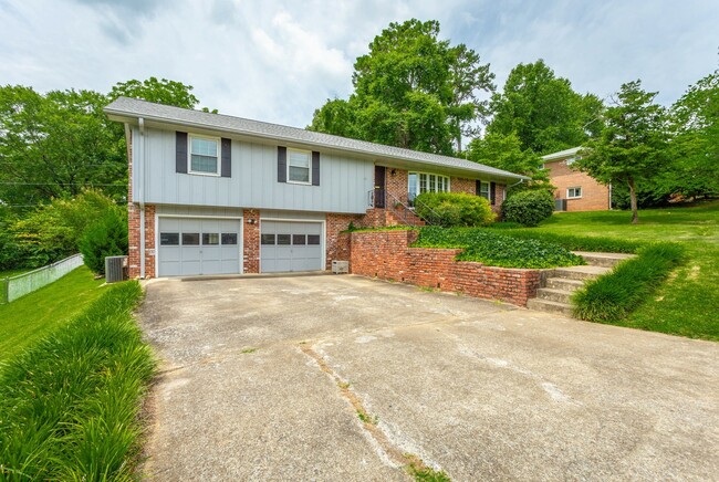 Building Photo - Beautiful East Brainerd Homes