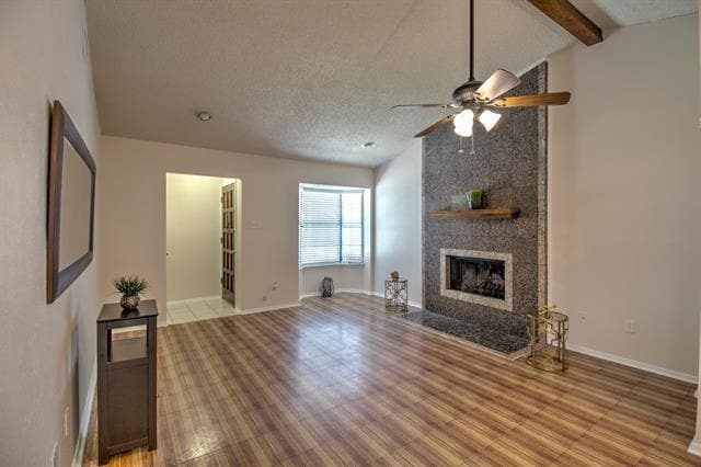 Building Photo - 2918 Nova Dr