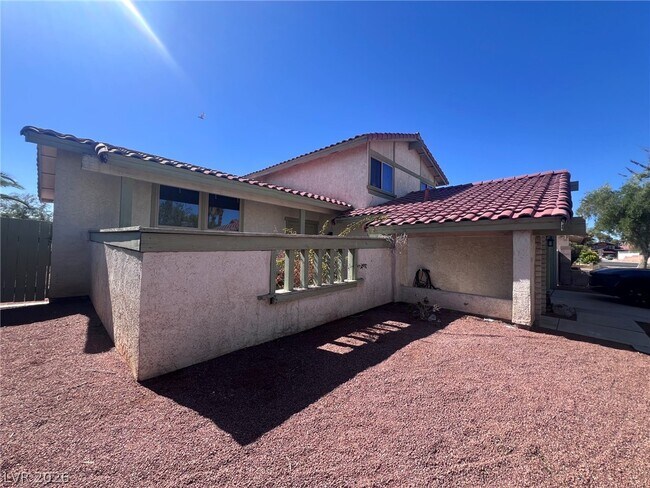 Building Photo - 3850 S Spitze Dr