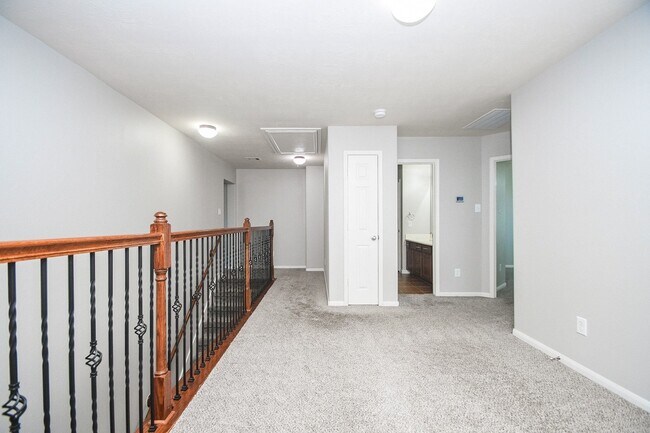 Building Photo - 14327 Mossy Gate Ln