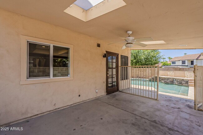 Building Photo - 2325 S El Marino