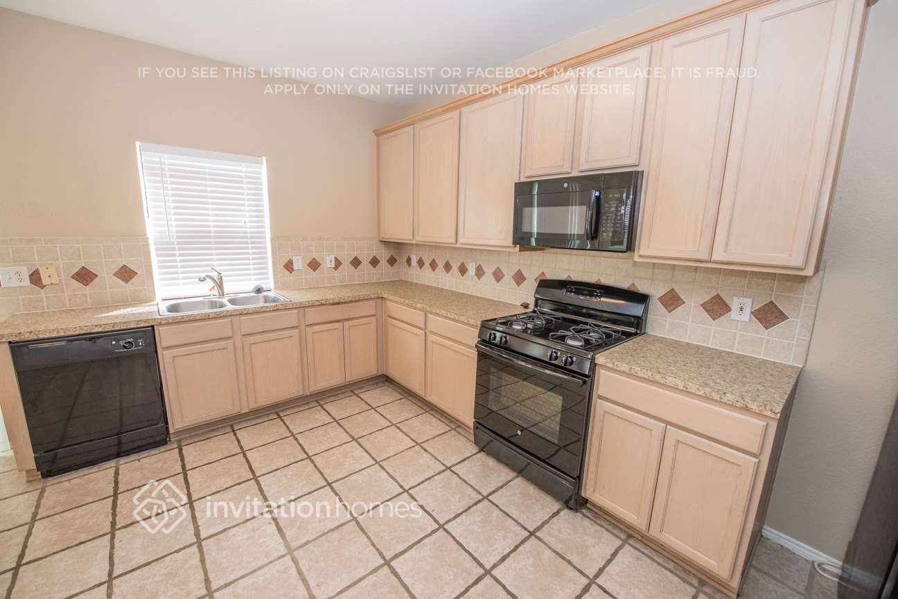 Building Photo - 7704 Cresswell Dr