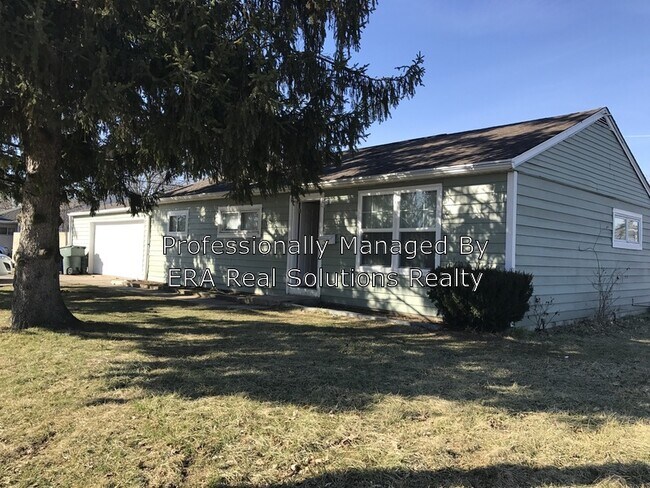 Building Photo - 723 Demorest Rd