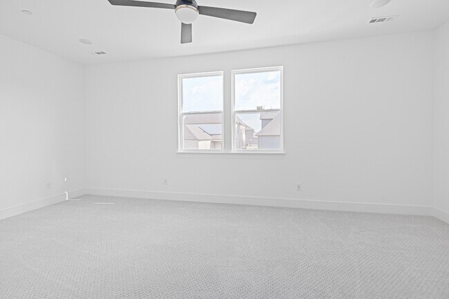 Building Photo - 3065 Inman Dr