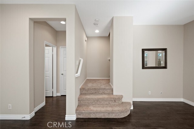 Building Photo - 12584 Montaivo Ln